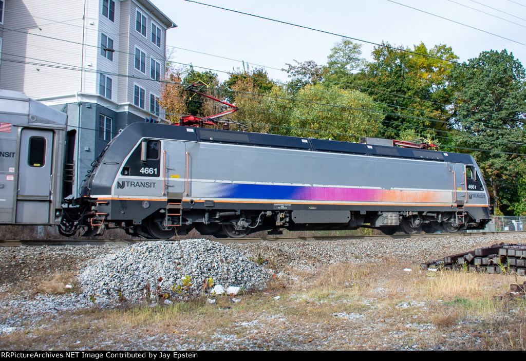 NJT 4661 leads an outbound out of the station 